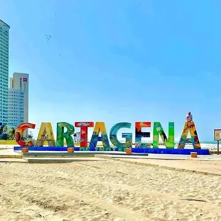 3 Con Piscina Cerca De Playas De *