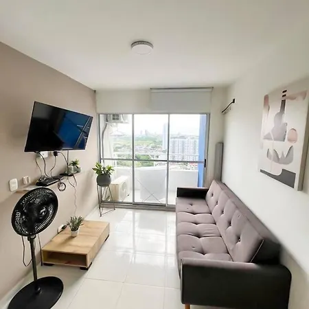 Apartamento 3 Con Piscina Cerca De Playas De *