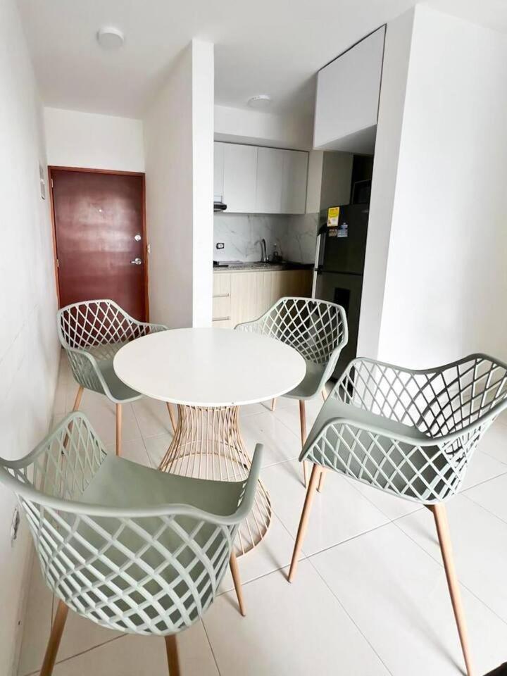 3 Con Piscina Cerca De Playas De Apartamento